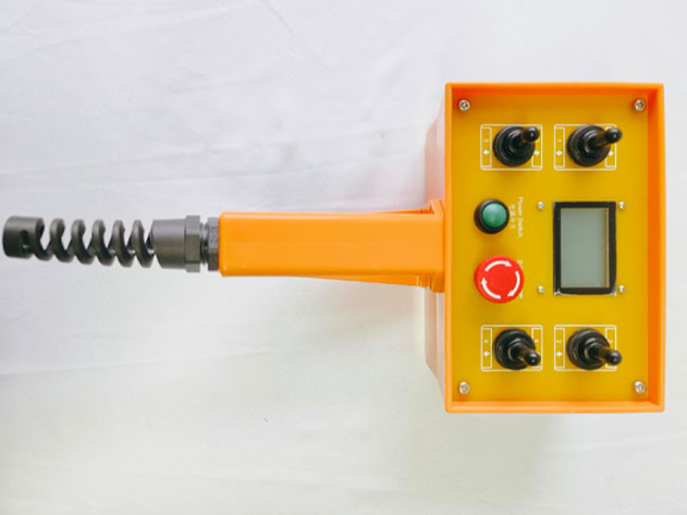 手持式4個撥桿工業(yè)遙控器