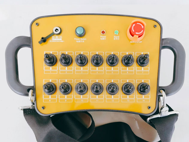 14路開關量撥桿28路工業(yè)無線遙控器