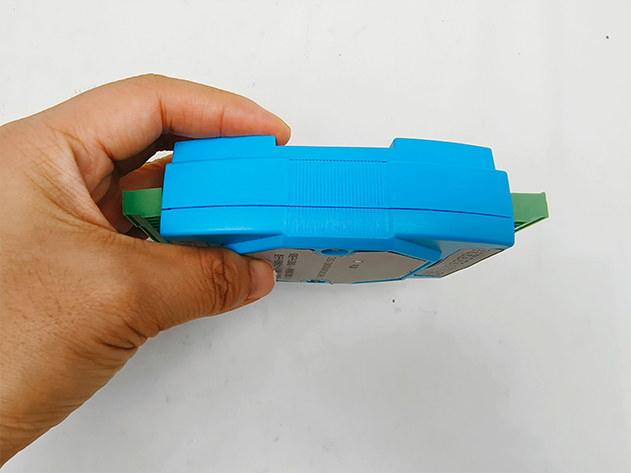 雙向信號(hào)無(wú)線(xiàn)傳輸器