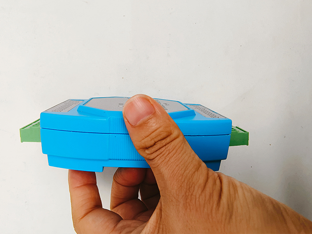 點(diǎn)對(duì)點(diǎn)無(wú)線(xiàn)模擬量信號(hào)傳輸器